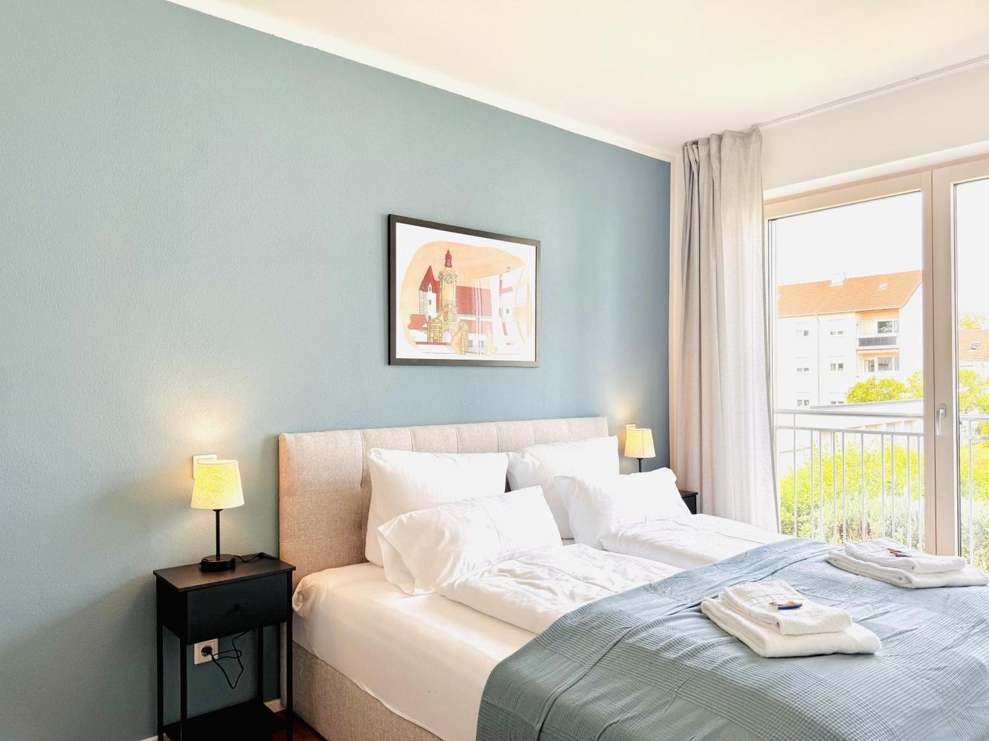 E&K Living - Design Apartments - Netflix - Audi - In Village - Free Parking Ingolstadt Dış mekan fotoğraf